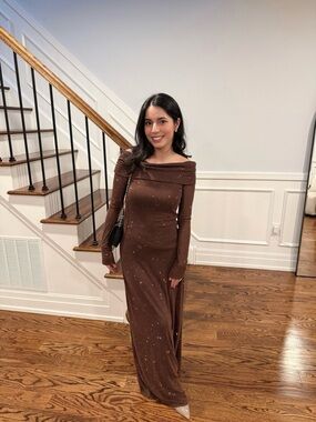 Brown Off-Shoulder Long Sleeve Evening Dress
